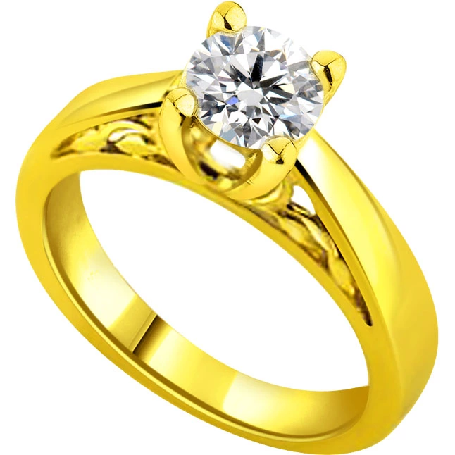Women's Round Diamond Engagement Ring at Rs 60000 in Surat