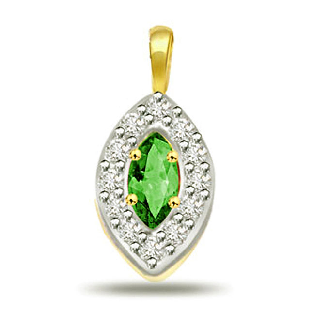 Diamond Emerald Pendants and White Gold Necklace - Surat Diamond