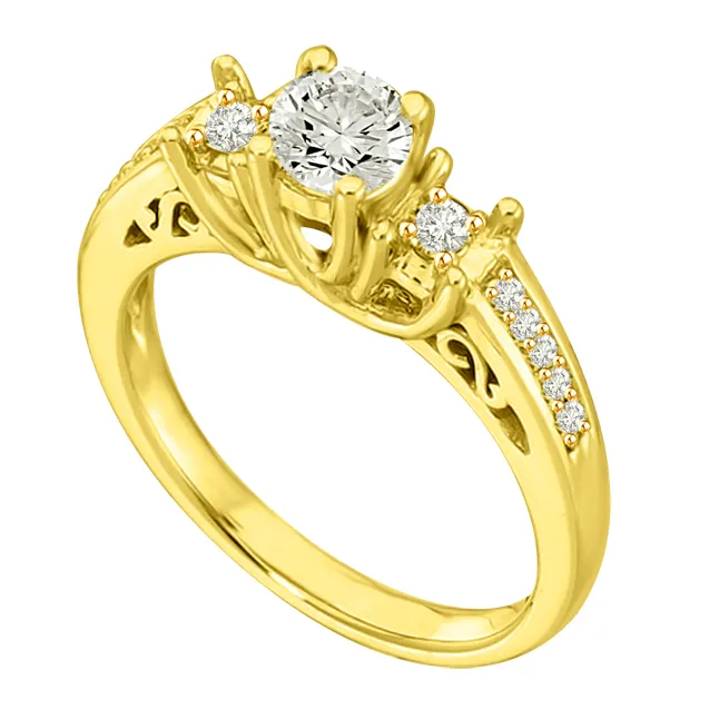 Women's Engagement Diamond Ring Designer Light Weight Gold, Weight: 4 at Rs  20000 in Surat