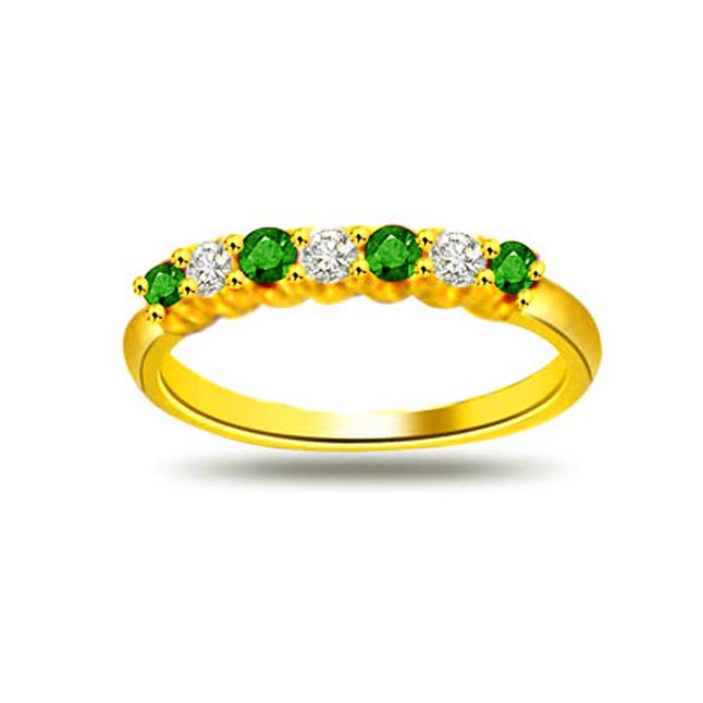 Elegant Envy Real Diamond & Emerald Ring (SDR1066)