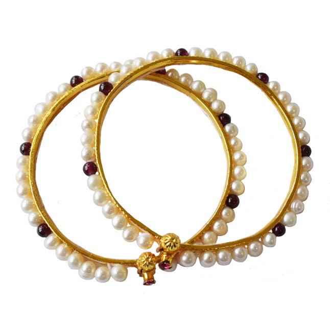 Radiant Elegance: Freshwater Pearl & Garnet Enchantment Bangle (BGP97)