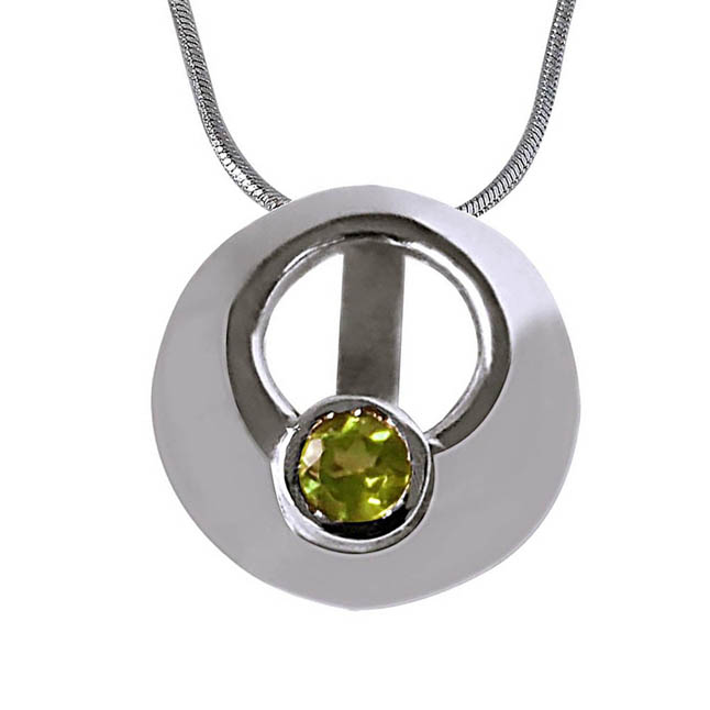 Sparkling Circle - Green Peridot 925 Sterling Silver Pendant with 18 IN Chain (SDP347)