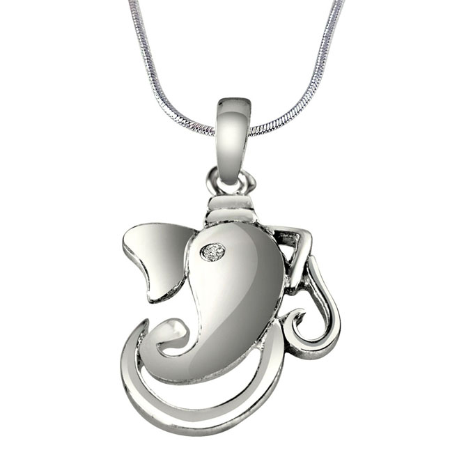 Divine Protector: Ganesha's Blessing Diamond & Silver Pendant (SDP307)