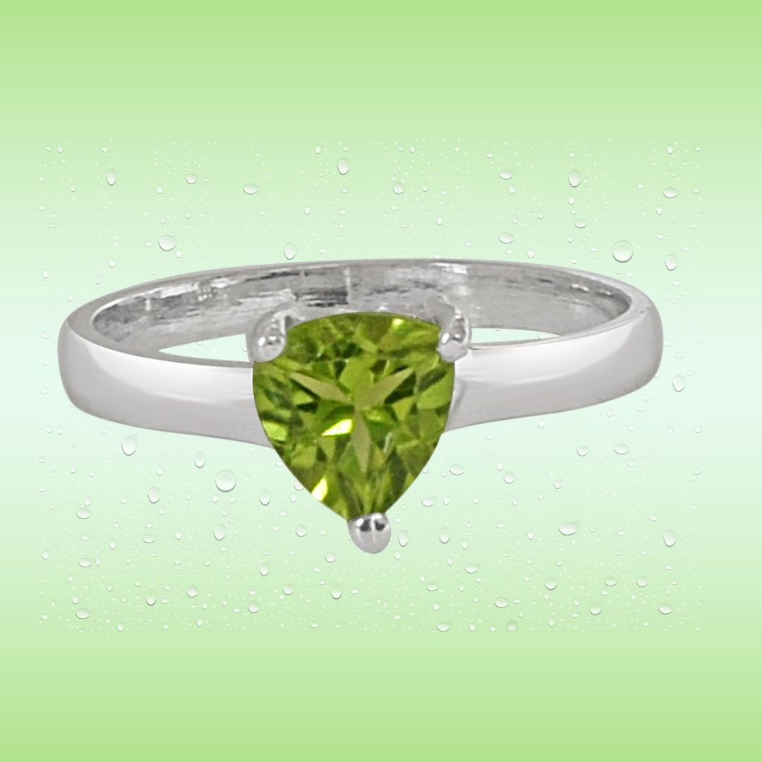 1.00 cts Trillion Green Solitaire Peridot 925 Silver Ring (GSR54)