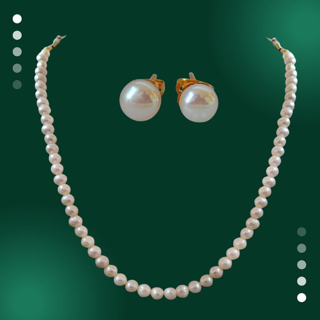 The Purity of Elegance: Freshwater Pearl Necklace and Earrings Set