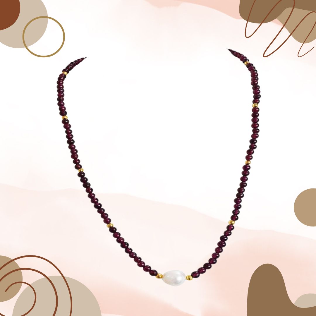 Single Line Garnet Necklace with Pearl Centre and Gold Beads (SN1000)